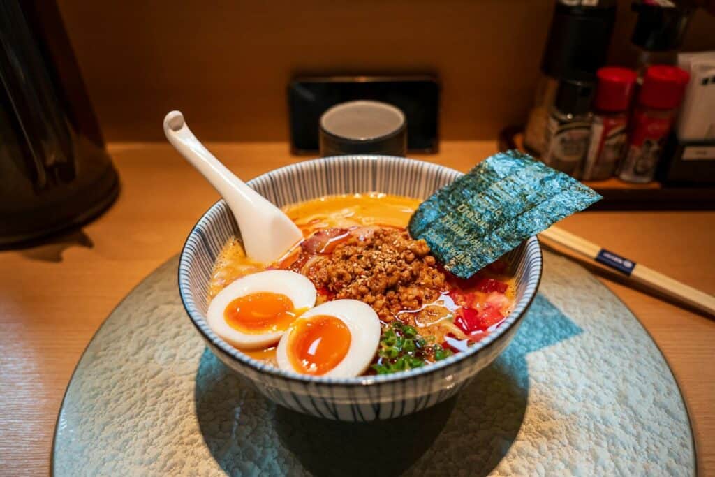 Ramen japonés y ramyeon coreano: cuál elegir