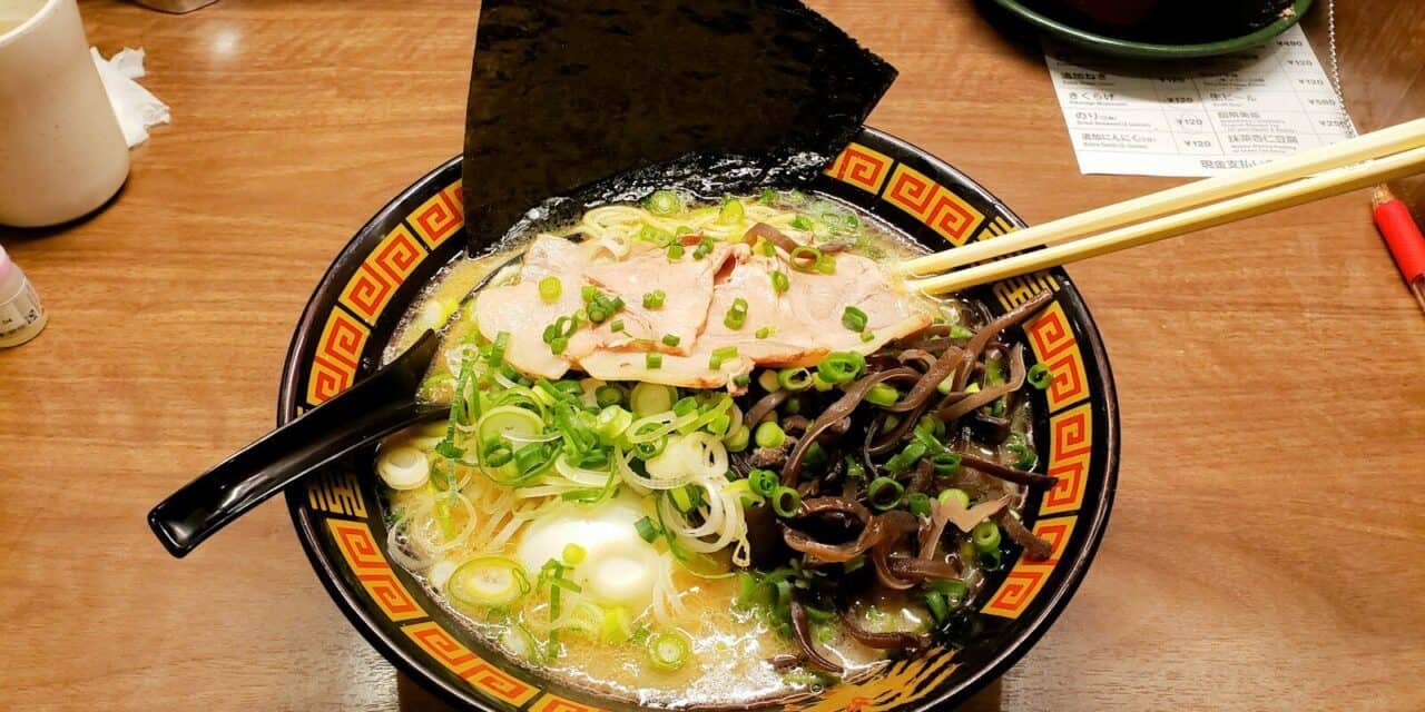 Ramen japonés y ramyeon coreano: cuál elegir según el plato